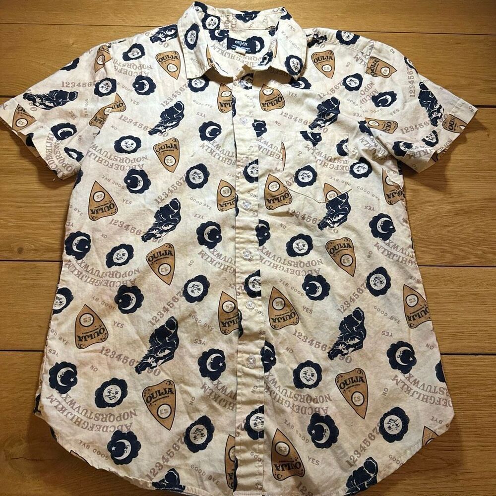 Ouija x unique vintage button up all over print small